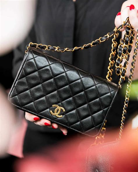 buy chanel bag in london or paris|chanel bag vintage paris.